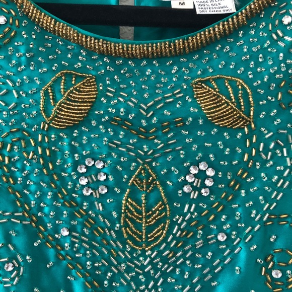 THREE FLAGGS VINTAGE SILK GOLD SILVER BEAD… - Picture 3 of 9